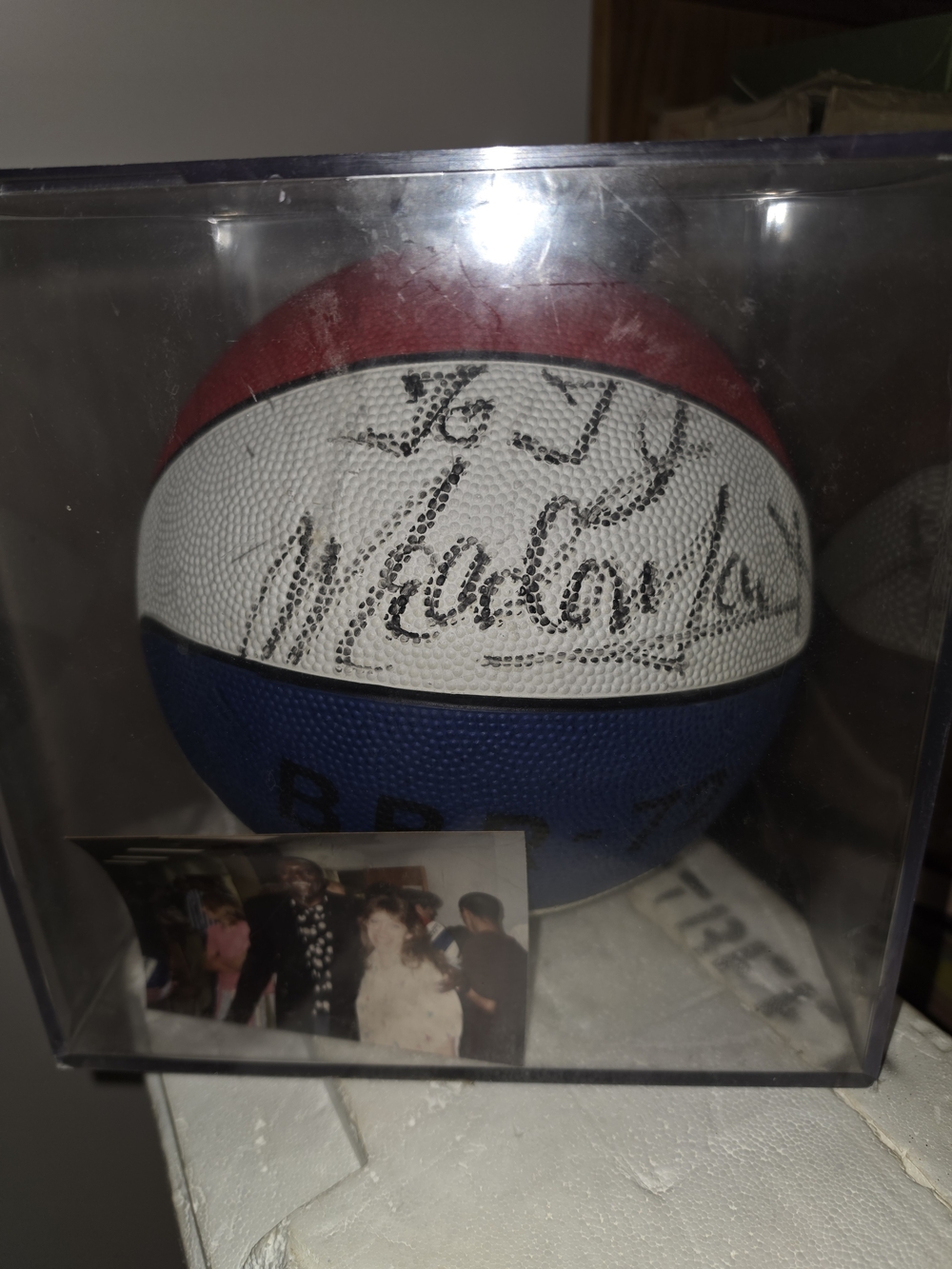 Meadowlark Lemon Signed Red, White & Blue Basketball - Harlem Globetrotters Lege
